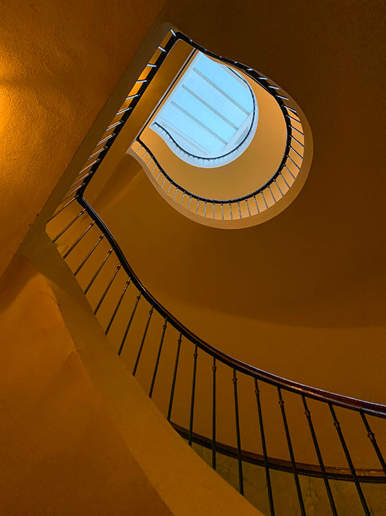 Escalier ciel © Antoine Gerbino