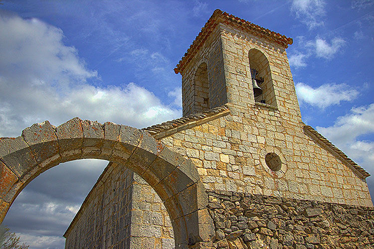 Chapelle - Village de Bargèmev © Philippe d'Artuby 

