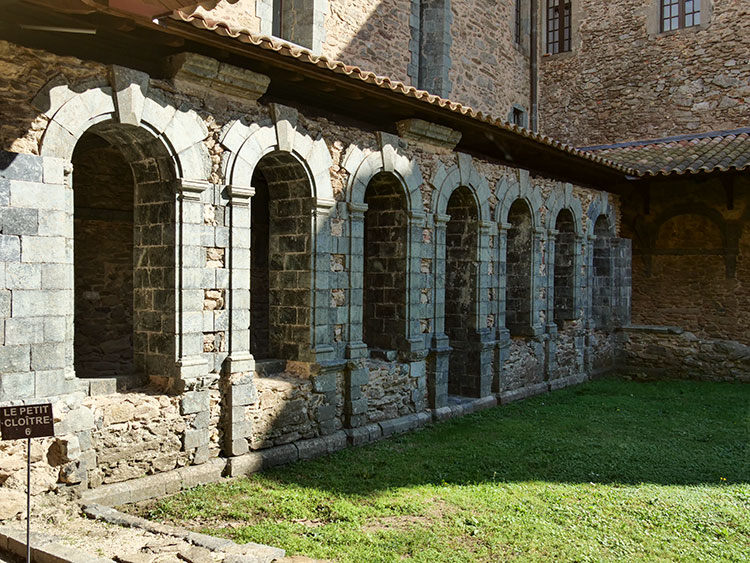 Petit cloître - Chartreuse de la Verne © Alain Prévost 