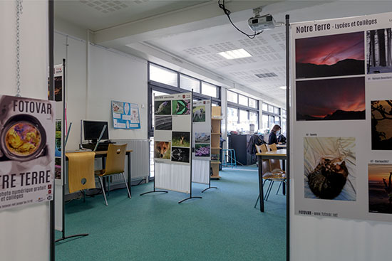 Expo des panneaiux  Notre Terre à Figanières 2021 - CDI du Collège - photo © Norbert Pousseur