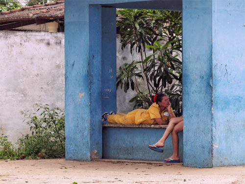 Conversations à Cuba - © Yvon Garcia