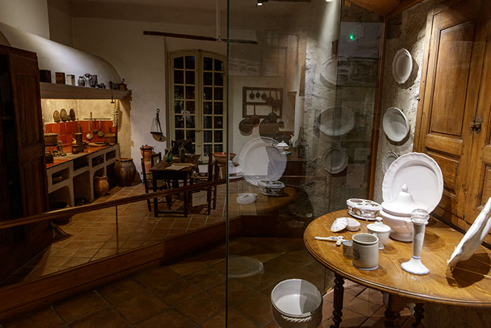 Cuisine salle à manger  au Musée des ATP de Draguignan © Norbert Pousseur