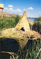 Hutte au lac Titicaca  © Claudine Renoux